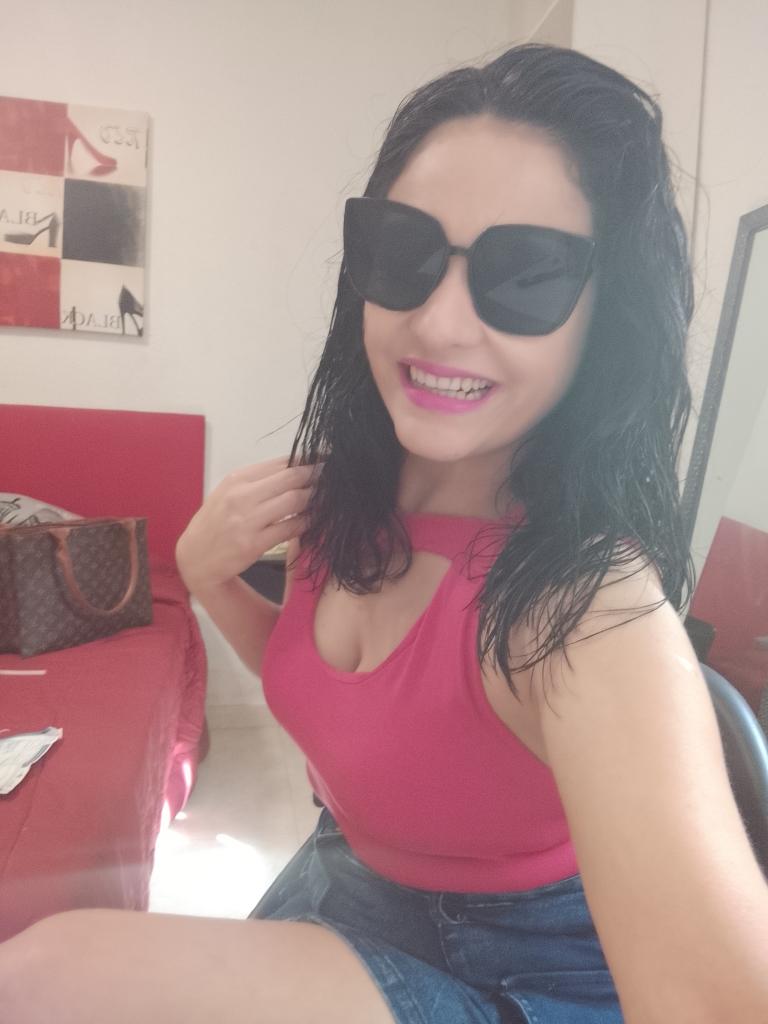 643625291: Chica busca chico en Navarra