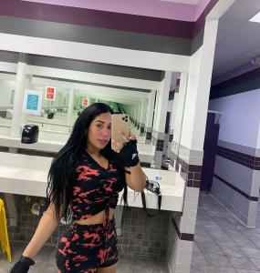612279721: Chica busca chico en Orense