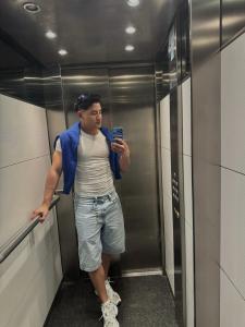 664407620: Chico busca chica en Madrid
