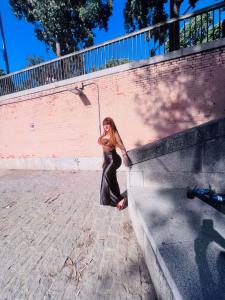 600497159: Chica busca chico en Sevilla