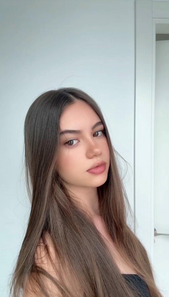 Chica busca chico en Granada: 
