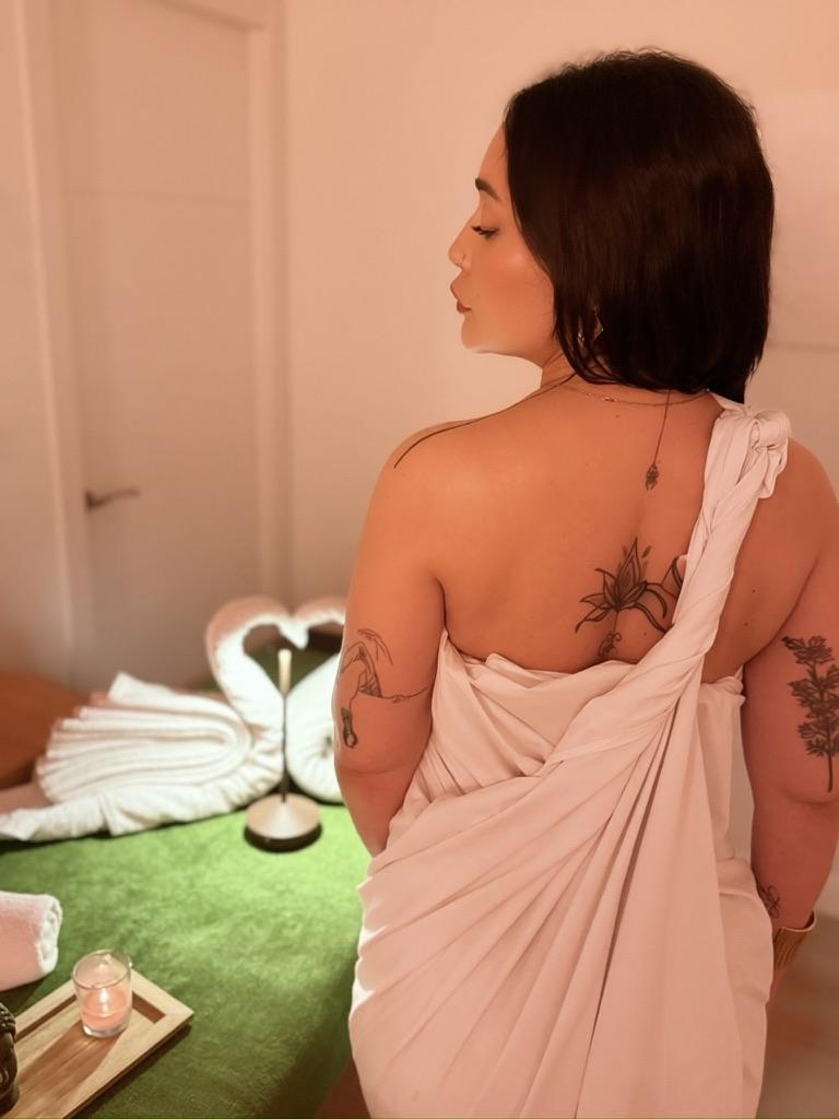 648981770: Chica busca chico en Pontevedra