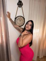 614739209: Chica busca chico en Madrid