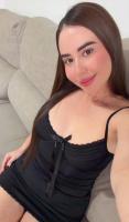 614563681: Chica busca chico en Barcelona