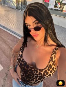 Chica busca chico en Tenerife: 