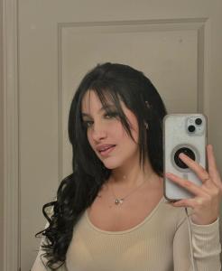 Chica busca chico en Tenerife: 