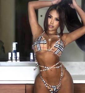 677196603: Chica busca chico en Mallorca