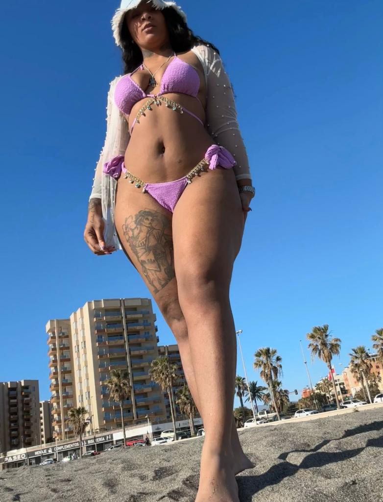 Chica busca chico en Almería: 