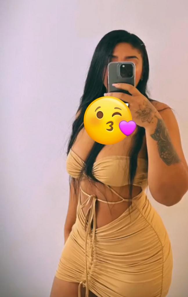 Chica busca chico en Almería: 