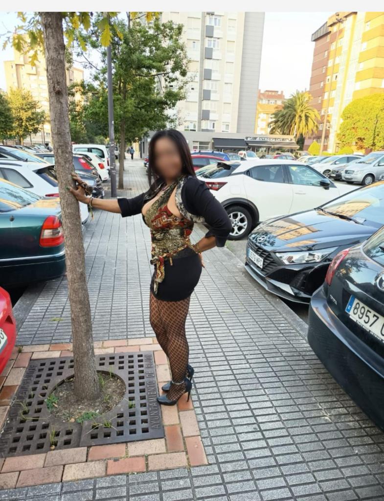 Chica busca chico en Asturias: 