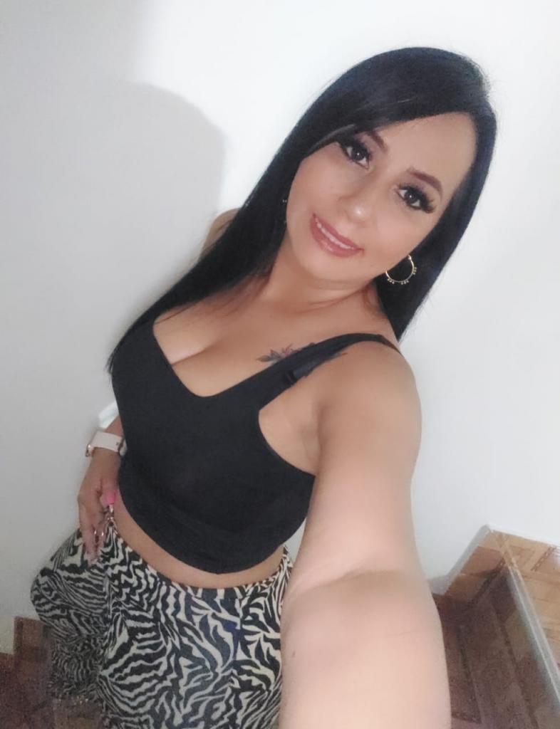 Chica busca chico en Valencia: Chica busca chico