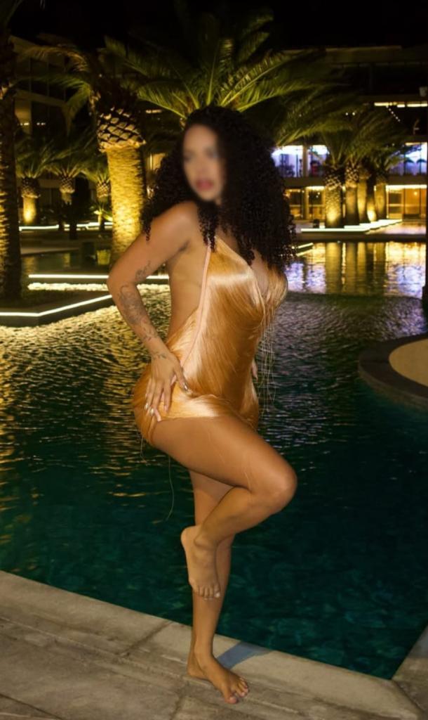 Chica busca chico en Barcelona: 