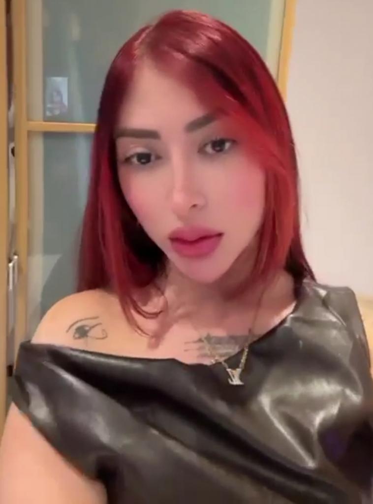 631045962: Chica busca chico en Barcelona
