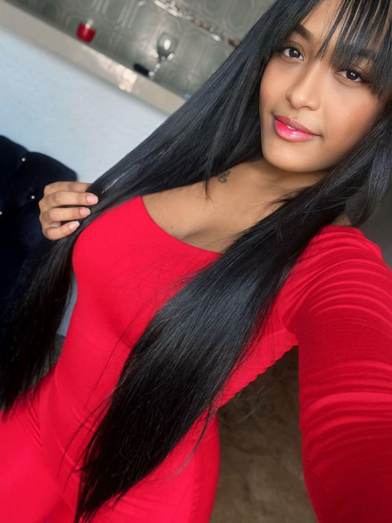 631436259: Chica busca chico en Asturias