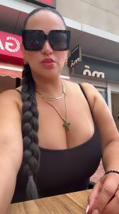 673887721: Chica busca chico en Barcelona