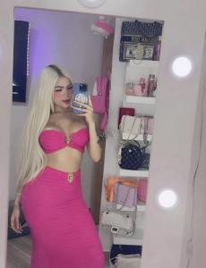 642187315: Chica busca chico en Barcelona