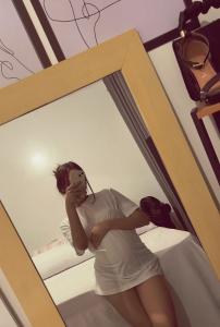 663436915: Chica busca chico en Almería