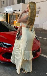 670631811: Chica busca chico en Málaga