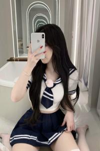 688001824: Chica busca chico en Barcelona