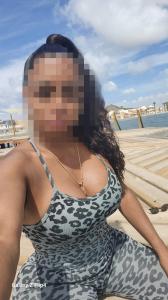 613387345: Chica busca chico en Cádiz