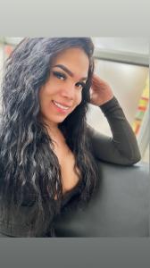 745093730: Chica busca chico en Ibiza