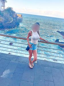 643988932: Chica busca chico en Tenerife