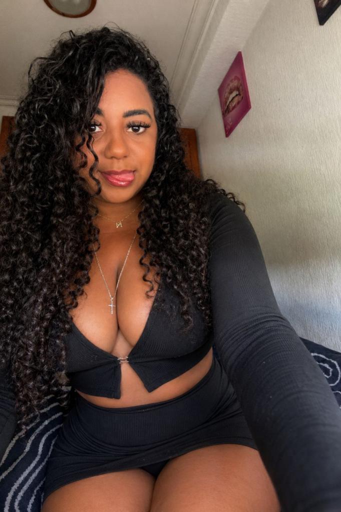 613613804: Chica busca chico en Murcia