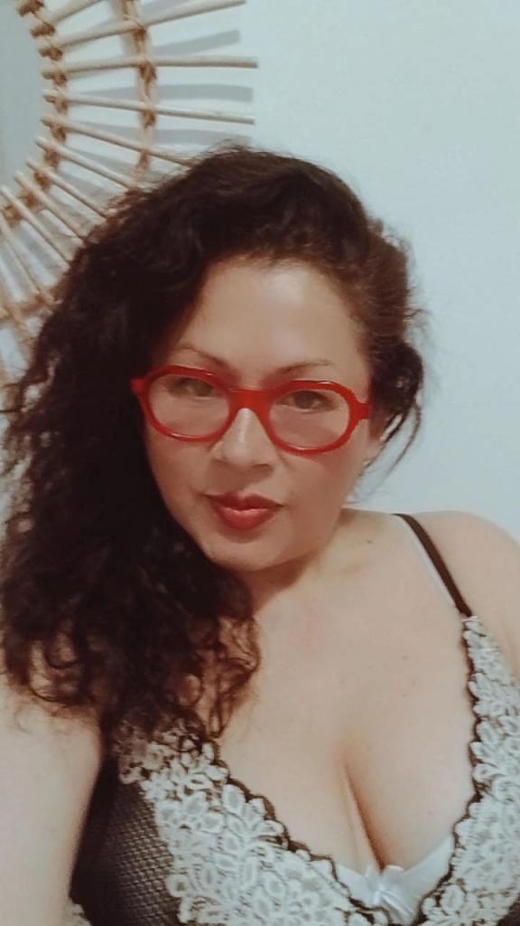 Chica busca chico en Barcelona: 