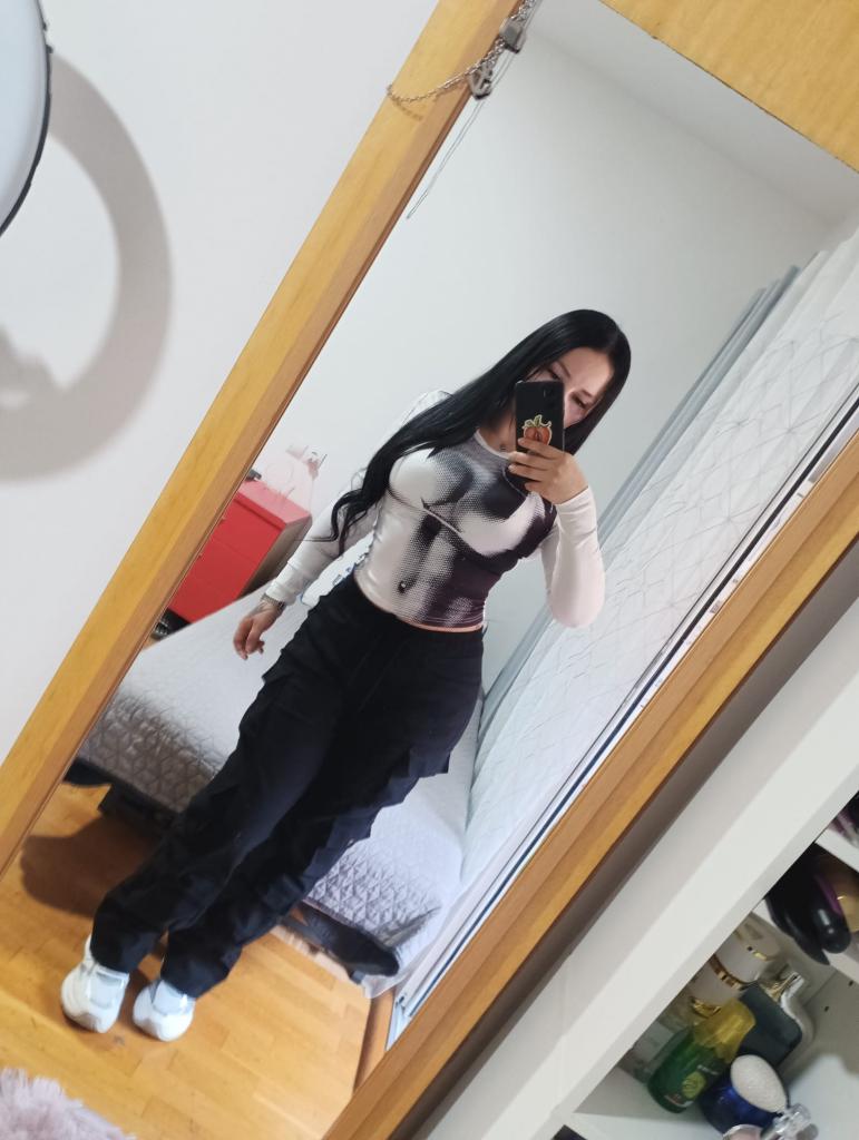 Chica busca chico en Menorca: 