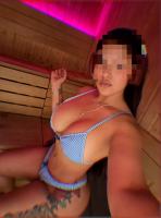 610705168: Chica busca chico en La Coruña