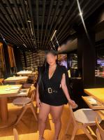 610705168: Chica busca chico en La Coruña
