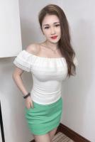 695937849: Chica busca chico en Barcelona