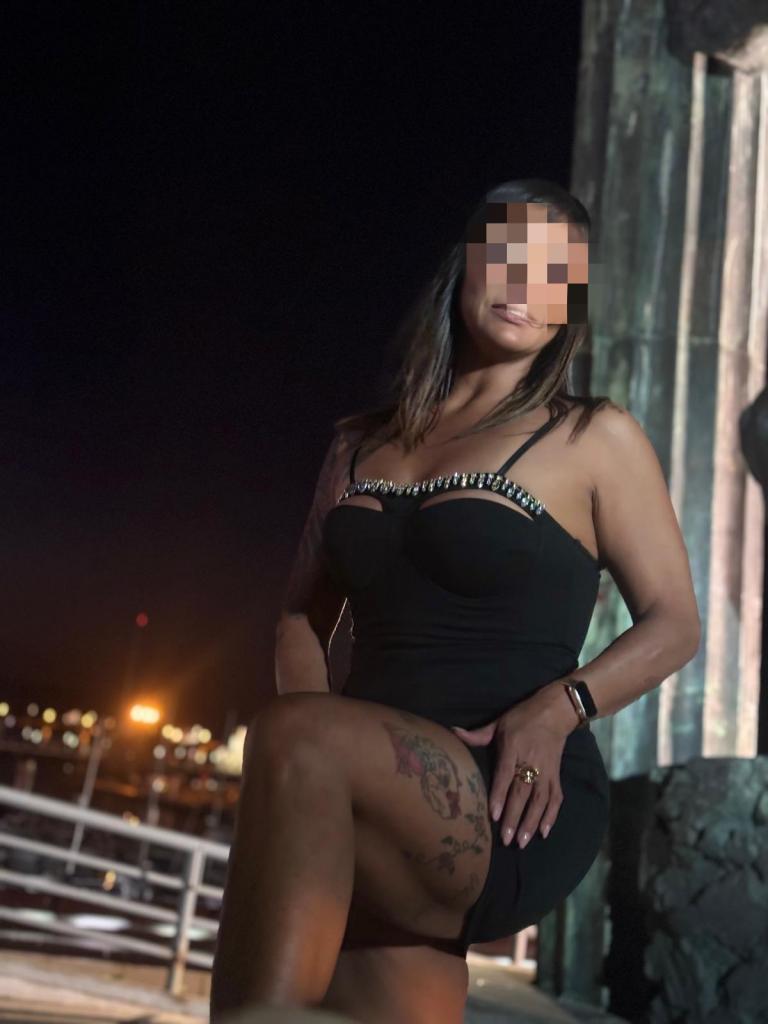 Chica busca chico en Pontevedra: 