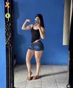 672995490: Chica busca chico en Madrid