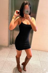 614373819: Chica busca chico en Navarra