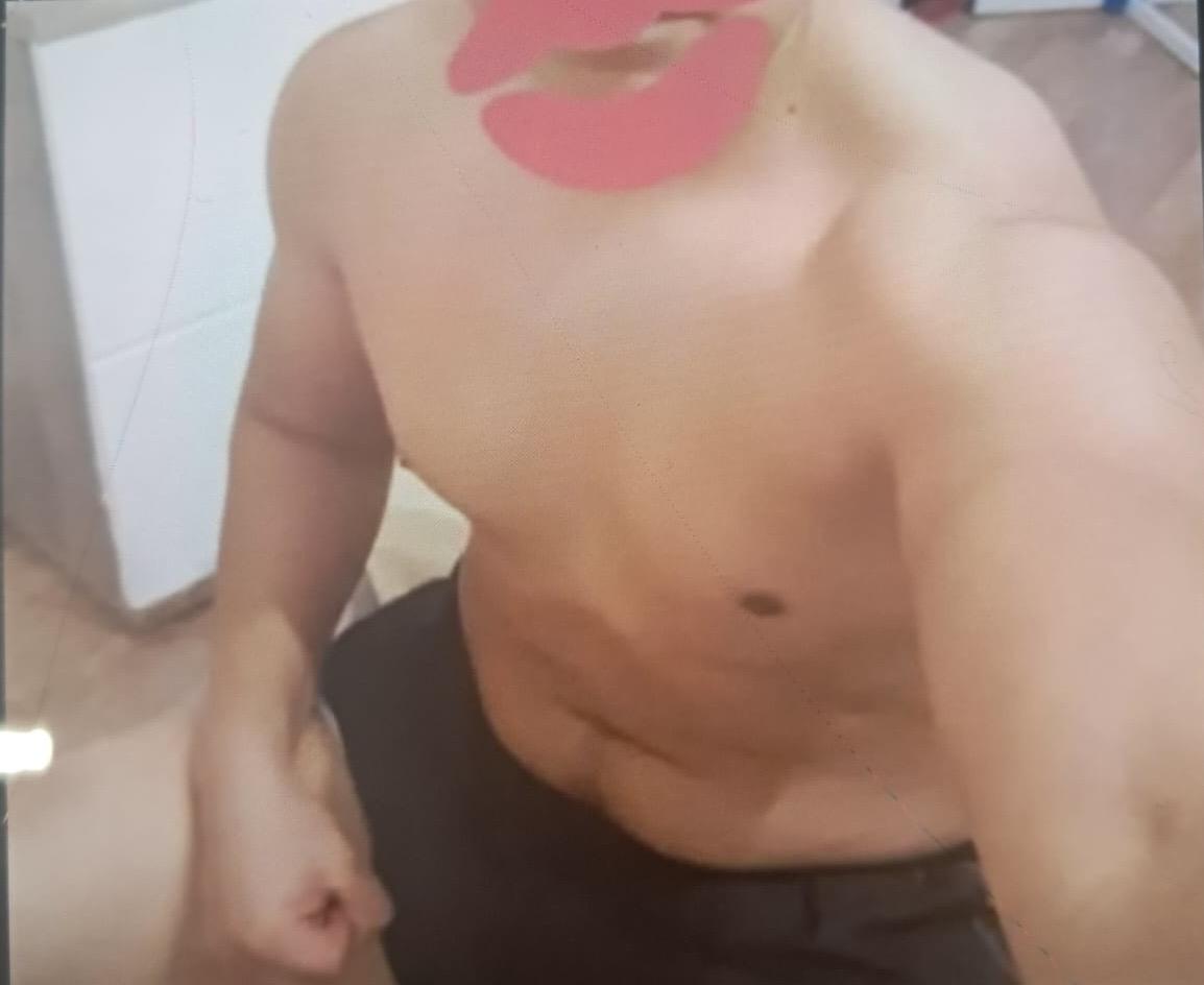 Chico busca chica en Málaga: 