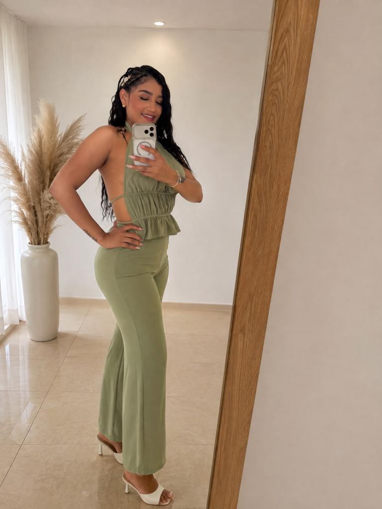 613806387: Chica busca chico en Murcia