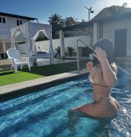 647480962: Chica busca chico en Pontevedra
