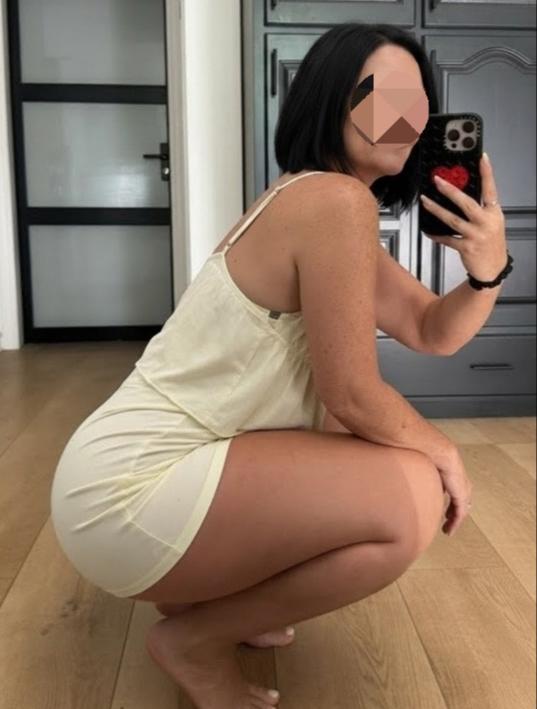 743012103: Chica busca chico en Murcia