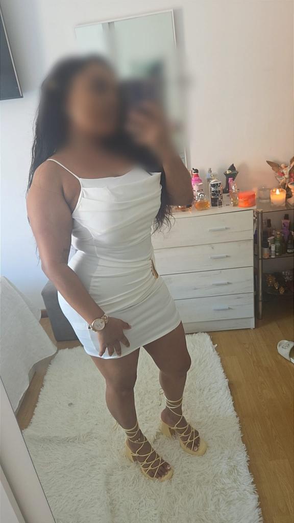 Chica busca chico en Burgos: 