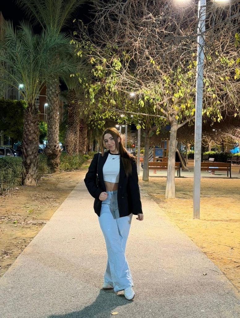 Chica busca chico en Alicante: 