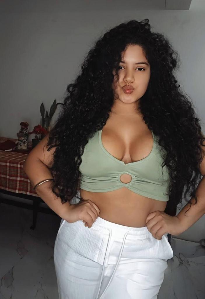 627687676: Chica busca chico en Murcia