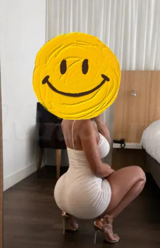 631714287: Chica busca chico en Cádiz