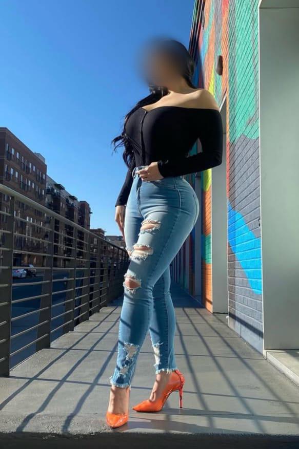 643615353: Chica busca chico en Lugo