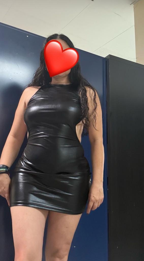 Chica busca chico en Cádiz: 