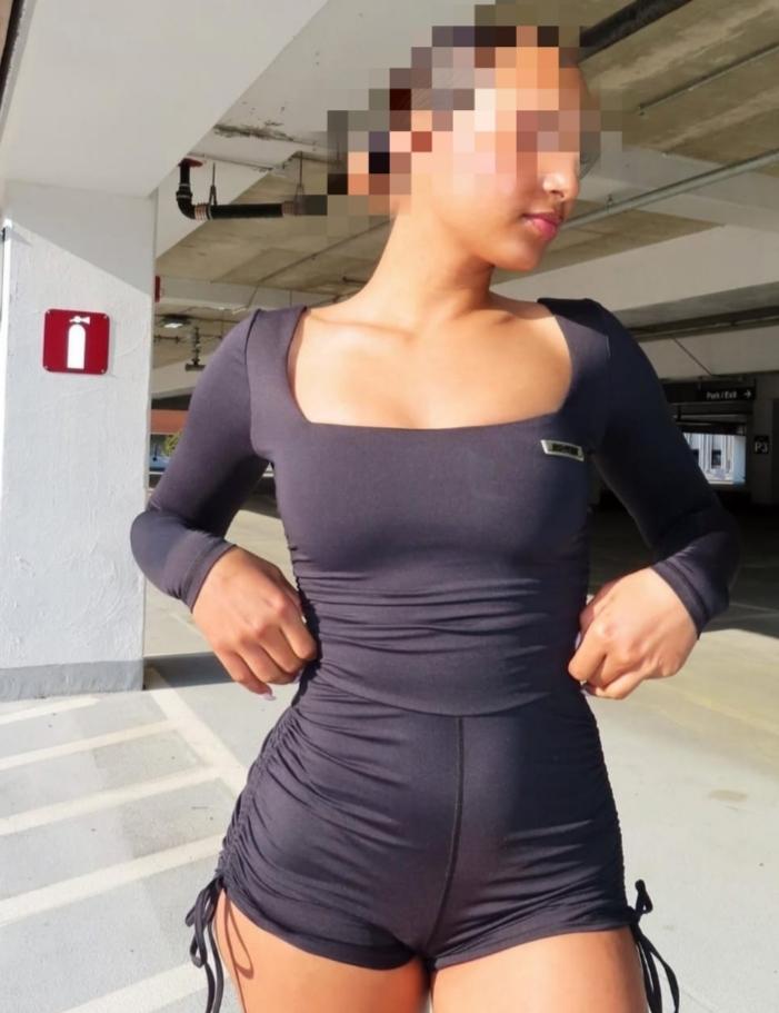Chica busca chico en Almería: 