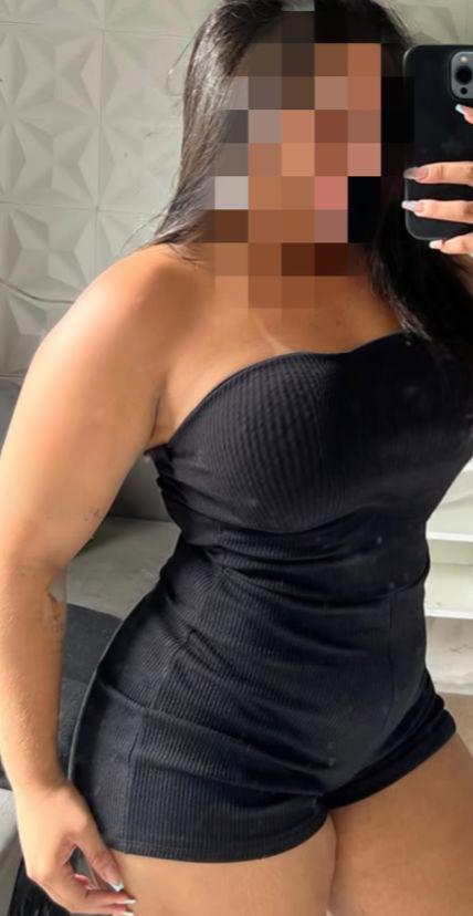 Chica busca chico en Huelva: 