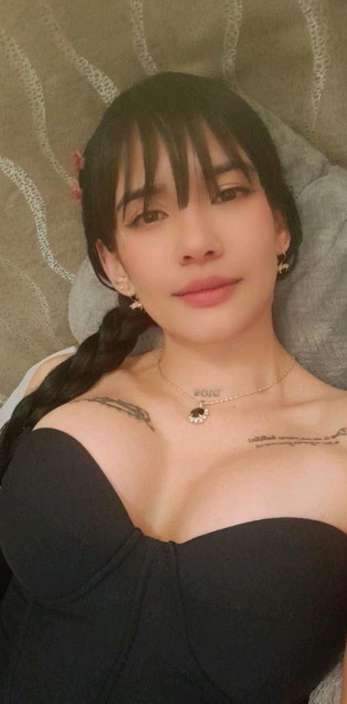 642095089: Chica busca chico en Barcelona