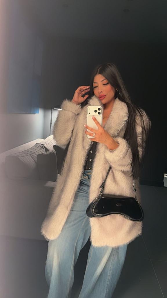 Chica busca chico en Mallorca: 