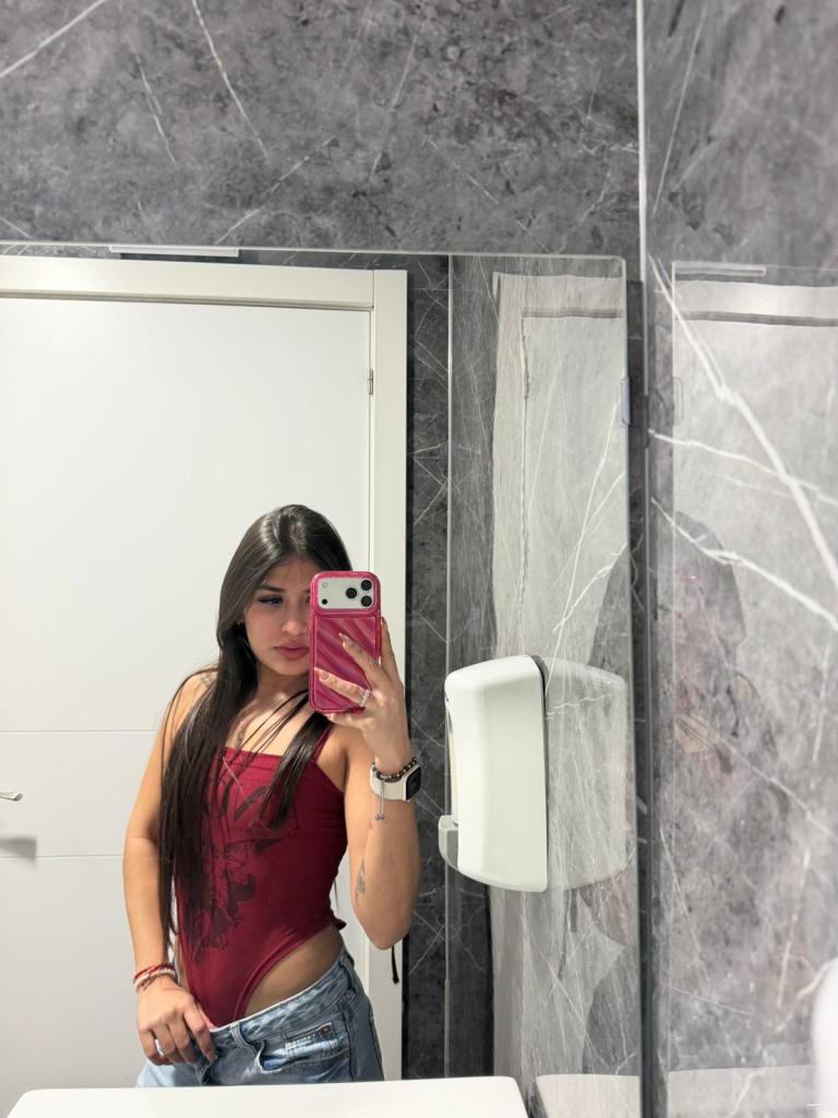 632192874: Chica busca chico en Madrid